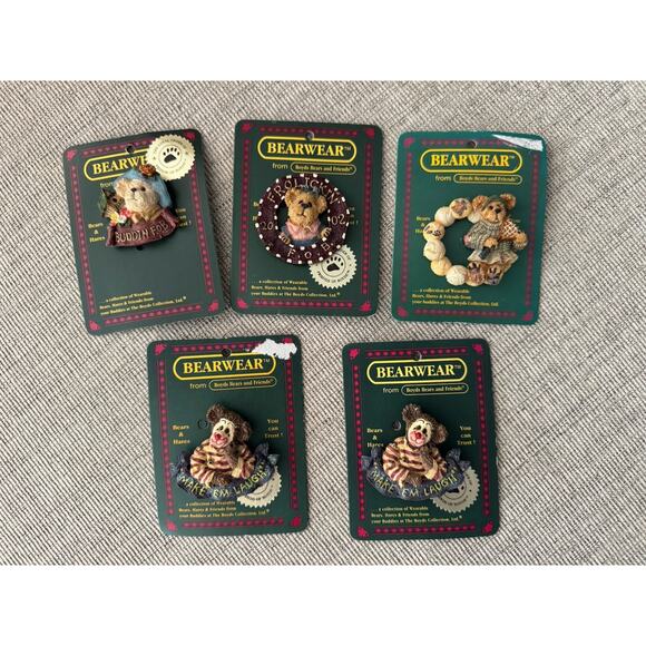 Lot Of 5 Boyd’s Bearwear Pins vintage - Picture 1 of 6